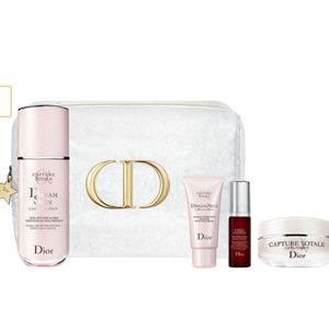 *New In Box - Dior Dreamskin